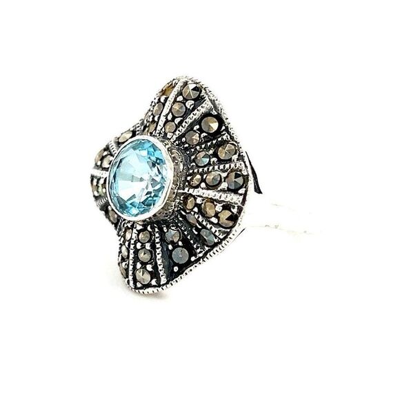 Stunning Sterling Silver Round Topaz / Marcasites Ring - Picture 8 of 10